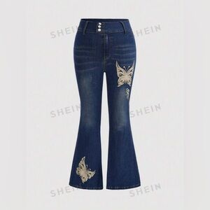3/$20 ✨ street style vintage washed butterfly print plus size flare jeans